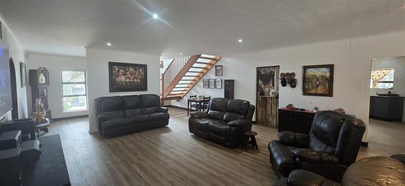 4 Bedroom Property for Sale in Tergniet Western Cape